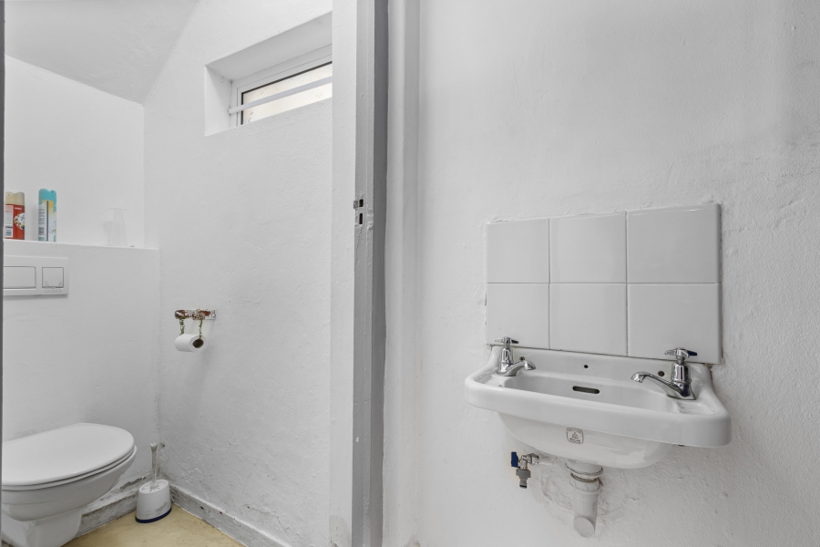 To Let commercial Property for Rent in Salt River Western Cape